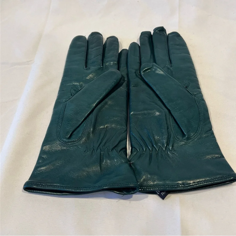 Madova Firenze Italy Cashmere Lined Leather Gloves Women’s Size 7 Green NWT